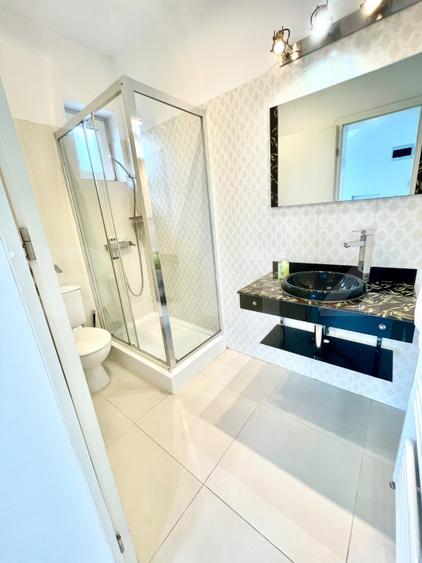 Duplex la prima inchiriere, 5 camere, garaj, terasa, zona Auchan Iris