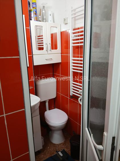 Garsoniera la inchiriere - zona Judetean - disponibila imediat - 4