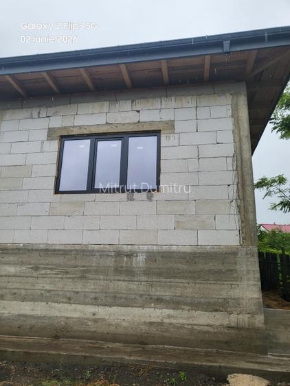 Vând casă cu 27000 mp teren,  - 9