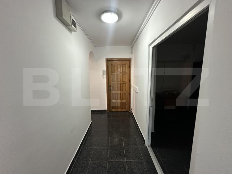 Apartament 3 camere, 77 mp utili, zona Micro 17
