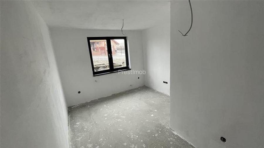 Apartament cu 3 camere la stadiul semifinisat cu loc de parcare inclus, in Crist - 17