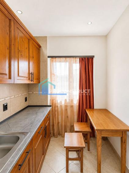 Apartamet 2 cam renovat, ultracentral, parcare privata, comision 0