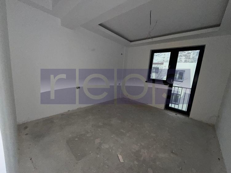 VANZARE- VILA  S+P+1+2+M | ZONA MALL -  VITAN