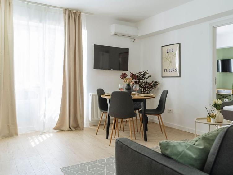 VAND APARTAMENT 3 CAMERE, MODIFICAT DIN 2 CAMERE, UNIVERSITATE