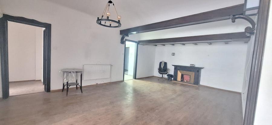 Apartament 4 camere Magheru 135mp Risc 1