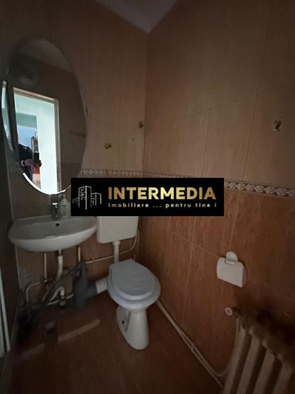 Vanzare Apartament 4 camere Deco CETATE Mercur 2 bai 90 mp cu balcon si pod