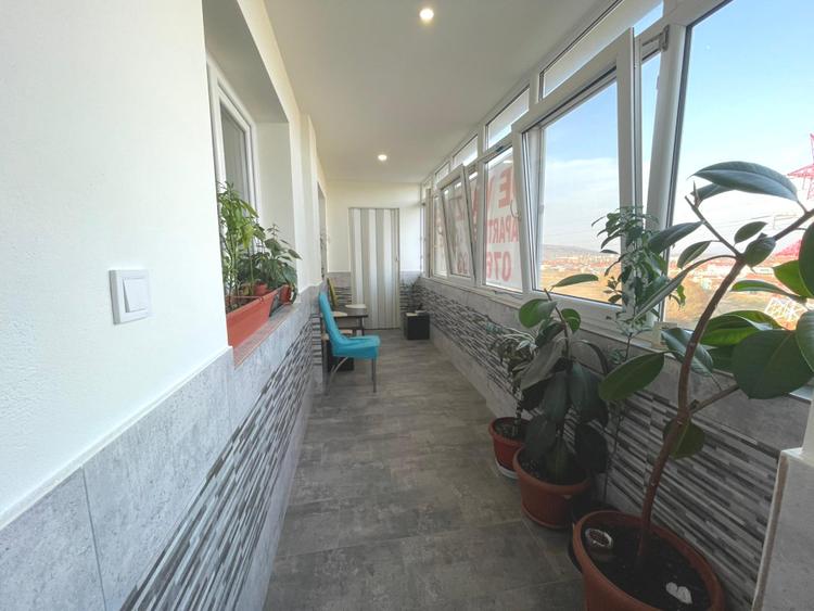 Apartament 4 camere | 3 dormitoare | Complet renovat | 82mp + balcon