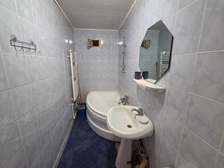 Apartament 3 Camere Decomandat, 2 Balcoane – Ultracentral, Bld. Unirii