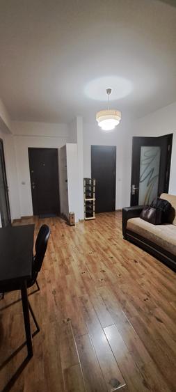 Apartament de 2 camere, 50 mp, centrala, balcon, Jiului