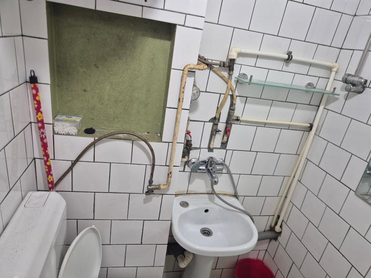 Proprietar direct, vand garsoniera in complexul studentesc, et , 18 mp, B-dul Er