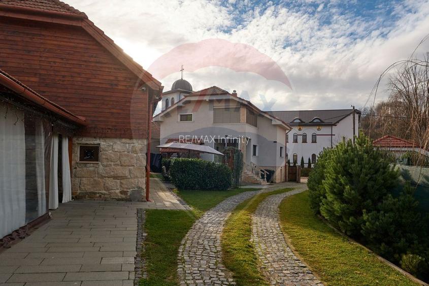 Investitie turistica langa Cluj – pensiune cu crama in Cornesti - 22
