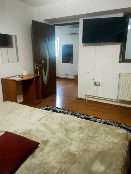 Studio in vilă in zona Libertatii-Piata Regina Maria-Gramont, curte comuna!