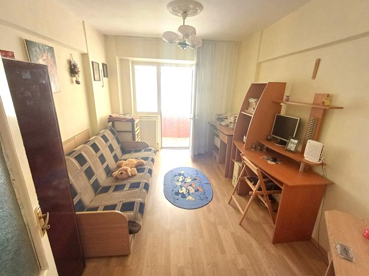 Vanzare 4 camere-Imobiliare MAXICONFORT