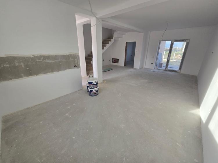 Duplex 4 camere | 2 băi | Moșnița Nouă - Calea Medveș Comision 0