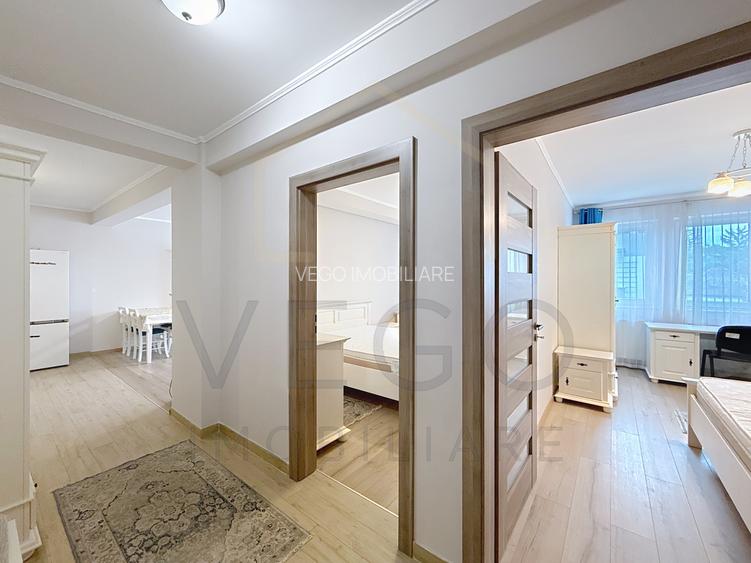 2 separate bedrooms + living room close to Platinia Shopping Center - 14