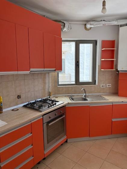 Apartament 3 camere zona Dna Ghica