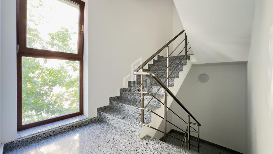 Garsonieră semidecomandată | Zona Titan | Strada Prisaca Dornei | 445 €/lună |
