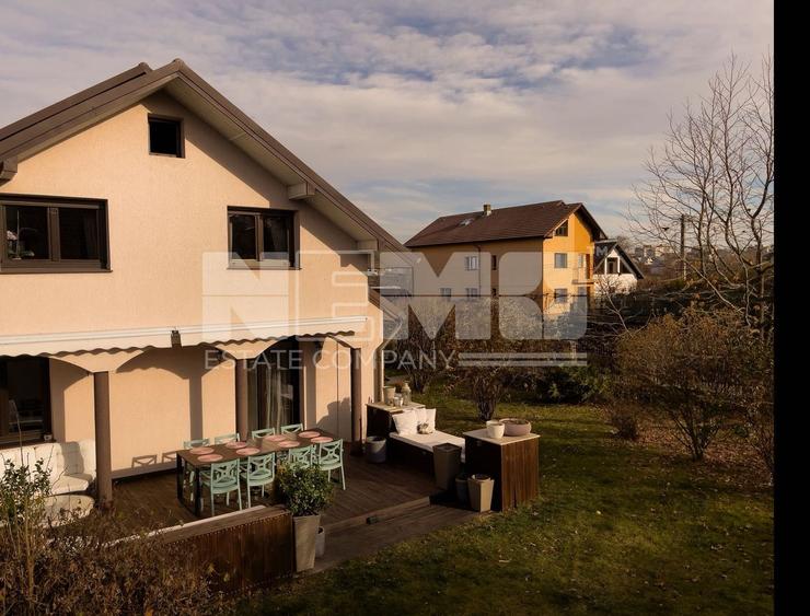 Casă de Vânzare | Suceava, zona Sf. ILIE, Suceava(Obcini) | 480.000€