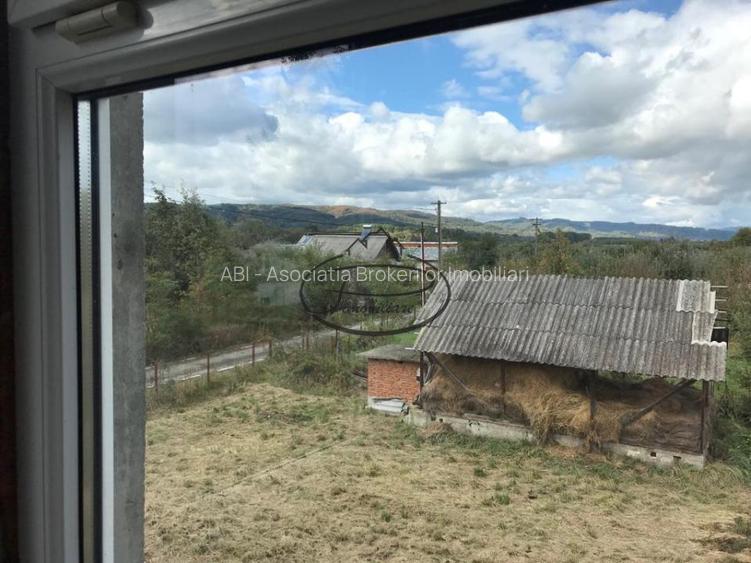 Voinesti, Dambovita 1200mp, teren cu 80 de meri + casa 100mp - 4