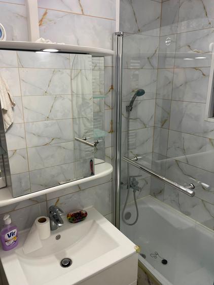 2 camere decomandat Renovat -Far - parter