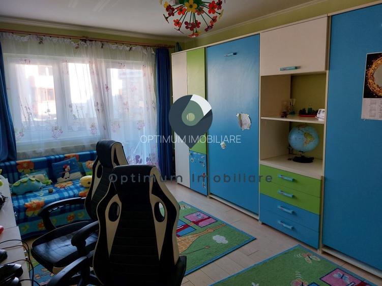 Apartament cu 4 camere de vanzare in Plopilor, etaj 3/4 ! - 6