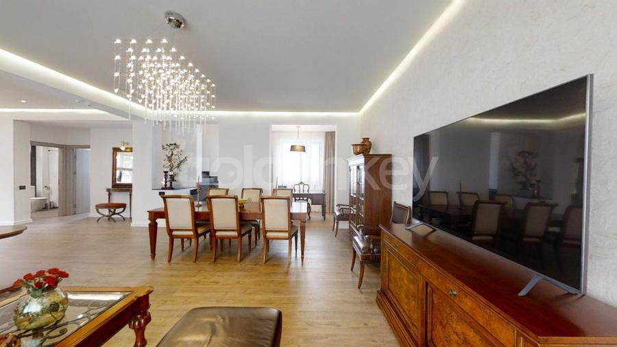 Vila duplex cu 5 camere | terasa amenajata pe acoperis