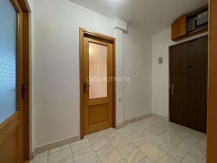 Tomis III, apartament cu 4 camere decomandate, centrala pe gaz, liber - 24