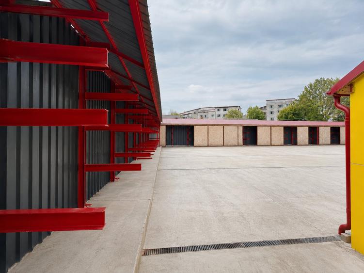 Dancu Iasi Centru operational firma, 395mp Hala productie cu birouri, 862 mp teren Depozit Curte Betonata Acces TIR