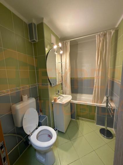 Apartament 4 camere de închiriat în zona Inel I, termen lung