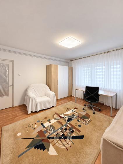 Apartament cu 3 camere, Calea Mănăștur, zona Kaufland, 75 mp, parcare
