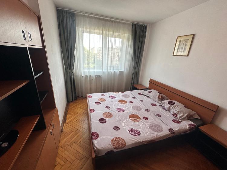 Tineretului - Apartament + loc de parcare