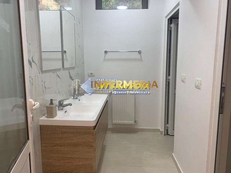 Spațiu comercial 225 mp utili Central de inchiriat Alba Iulia