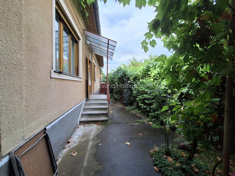 Casa tip duplex cu gradina generoasa-beci+bucatarie de vara+anexe –Zona Lunei - 11