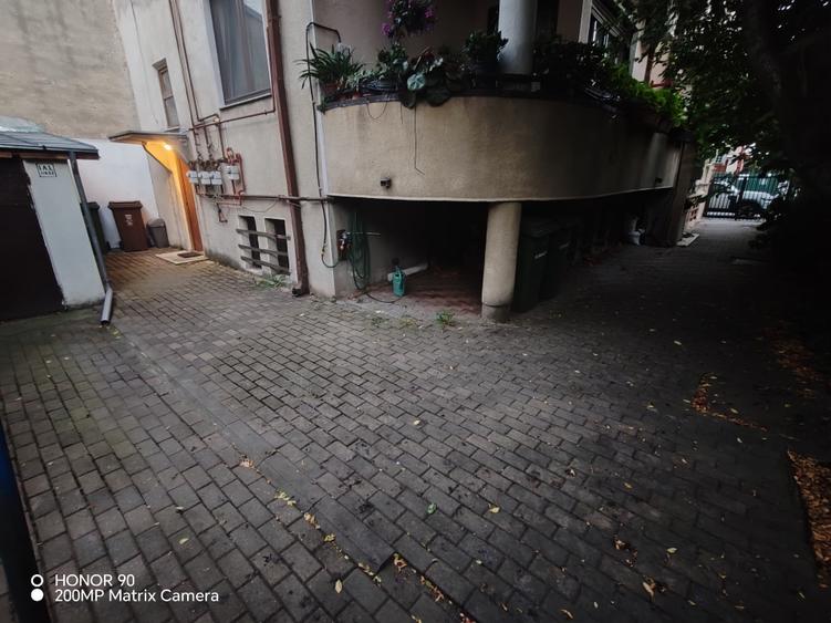 Demisol 2 camere – proprietar | Centrală proprie | 2 băi | Bucătărie separată