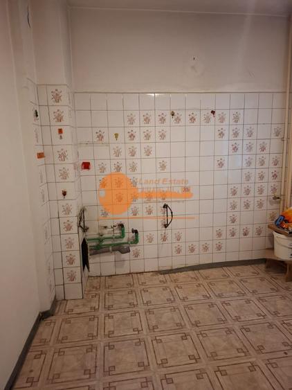 Apartament cu 3 camere in zona Ion Mihalache-Clucerului