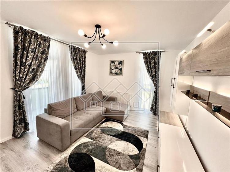 Ap. 2 camere, balcon, bloc nou, lift, loc parcare - City Residence