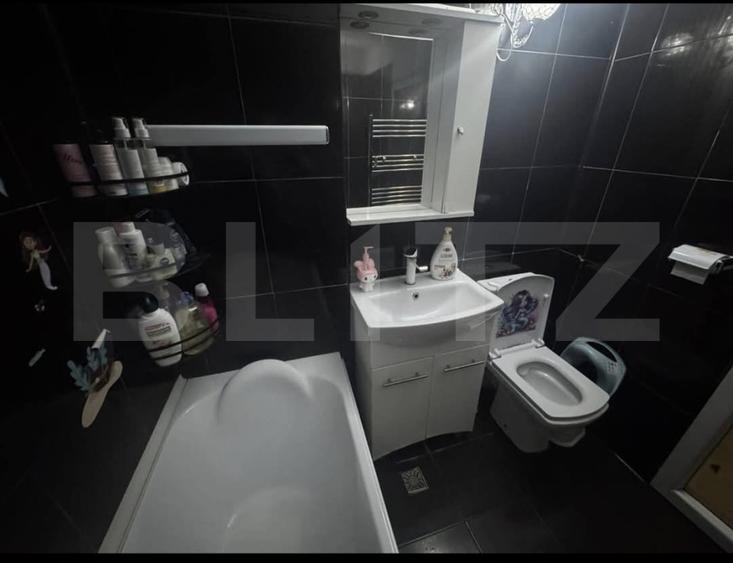 Apartament cu gradina propie de vanzare, 47 mp, zona Aleea Trandafirilor