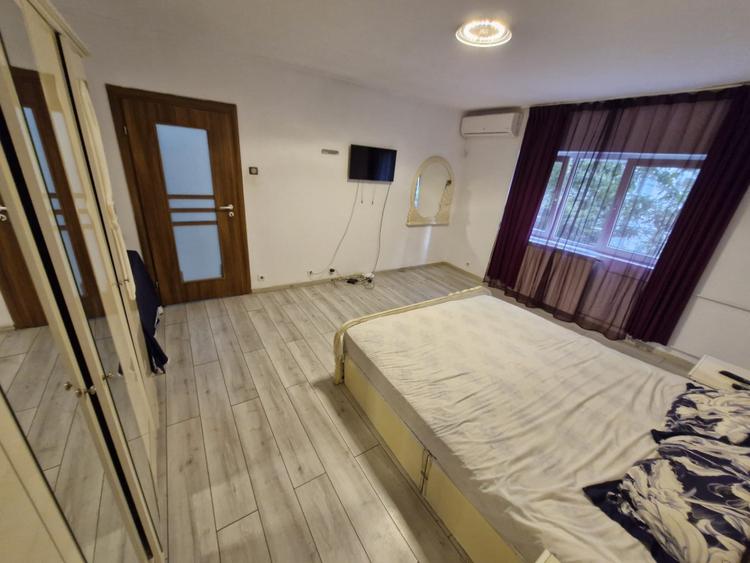 Apartament - 3 camere - Decomandat - Mall Vitan