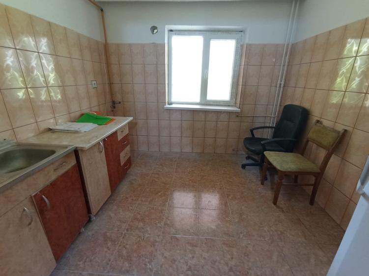 Apartament 2 camere Nicolina-Belvedere, DECOMANDAT, de renovat
