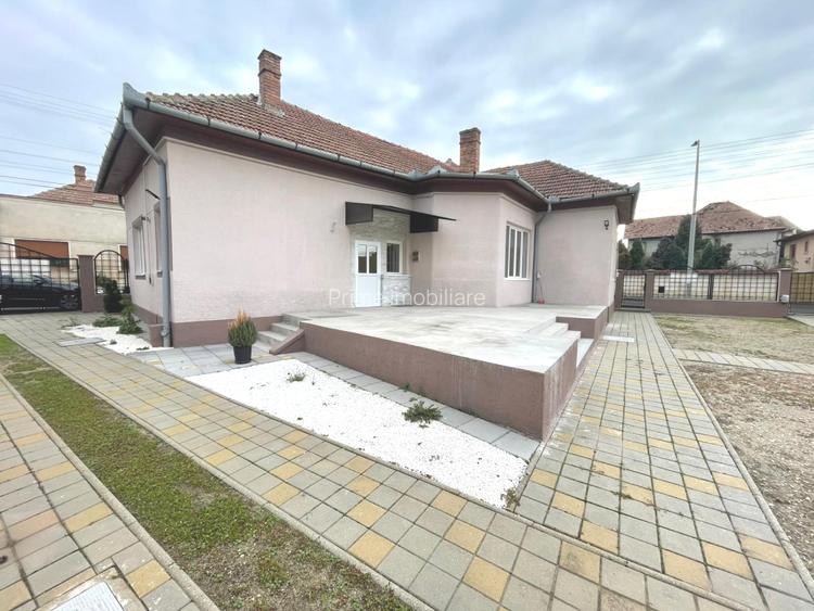 Casă spațioasă cu teren generos | 2 fronturi stradale | Zona Centrală - 9