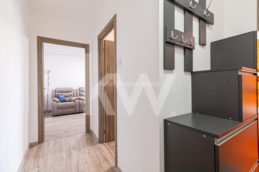 Vânzare apartament cu 3 camere, decomandat - strada Codrul Cosminului - 14