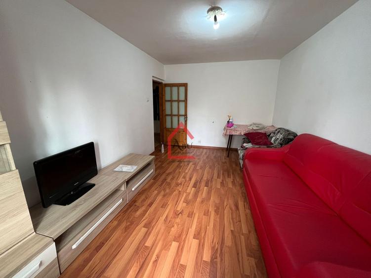Ap 2 camere | decomandat | zona Canta | cu CT