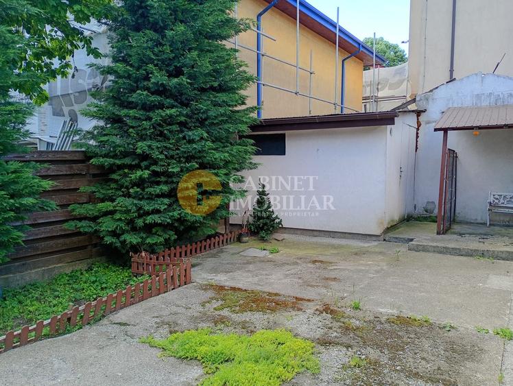 Corp de casă de vânzare – Tătărași, toate utilitatile, libera!