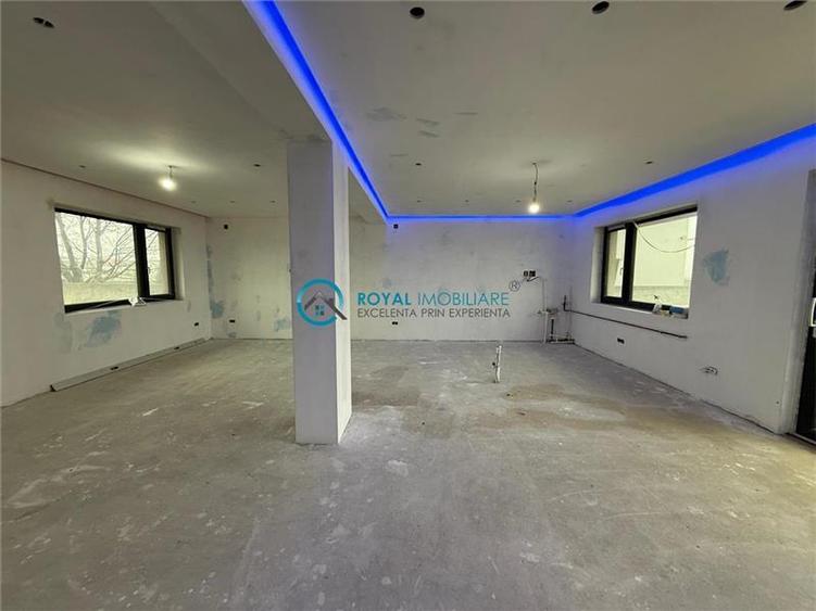 Royal Imobiliare - Vanzare vila in zona Strejnicu