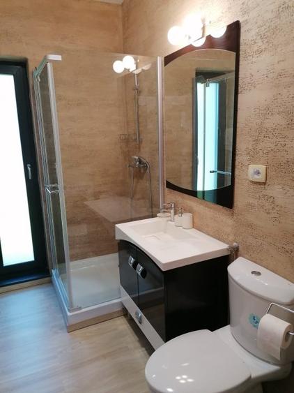 Casa de vanzare, 4 camere, ultrafinisata, Europa
