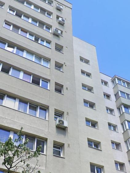 Bd. Basarabia, Bd. Chisinau, Gura Diham, 8 minute Titan