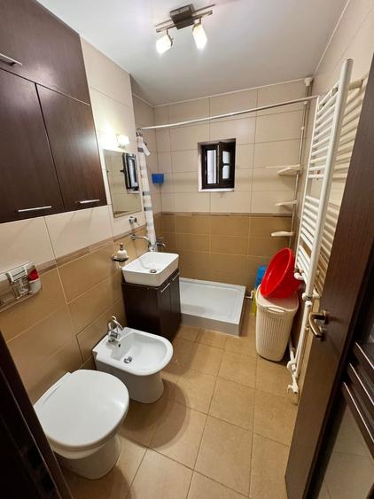 Apartament mobilat modern etaj1 zona Cozamin