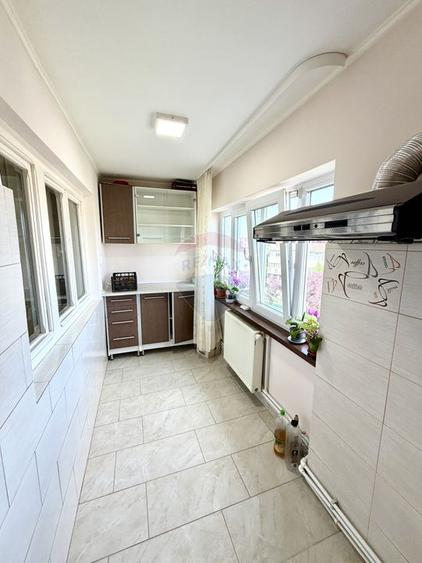 Apartament doua camere Lupeni