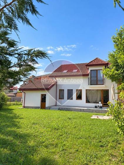Vila cu 4 camere de închiriat | Henri Coandă | curte - 14
