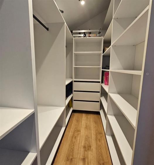 Vanzare casa moderna 4 camere,2 bai mobilata utilata la cheie Sacele